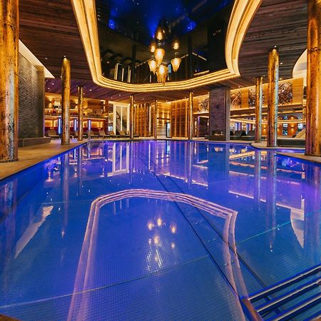 Ortner'S Resort Bad Füssing Екстериор снимка The pool at the Aqua Dome