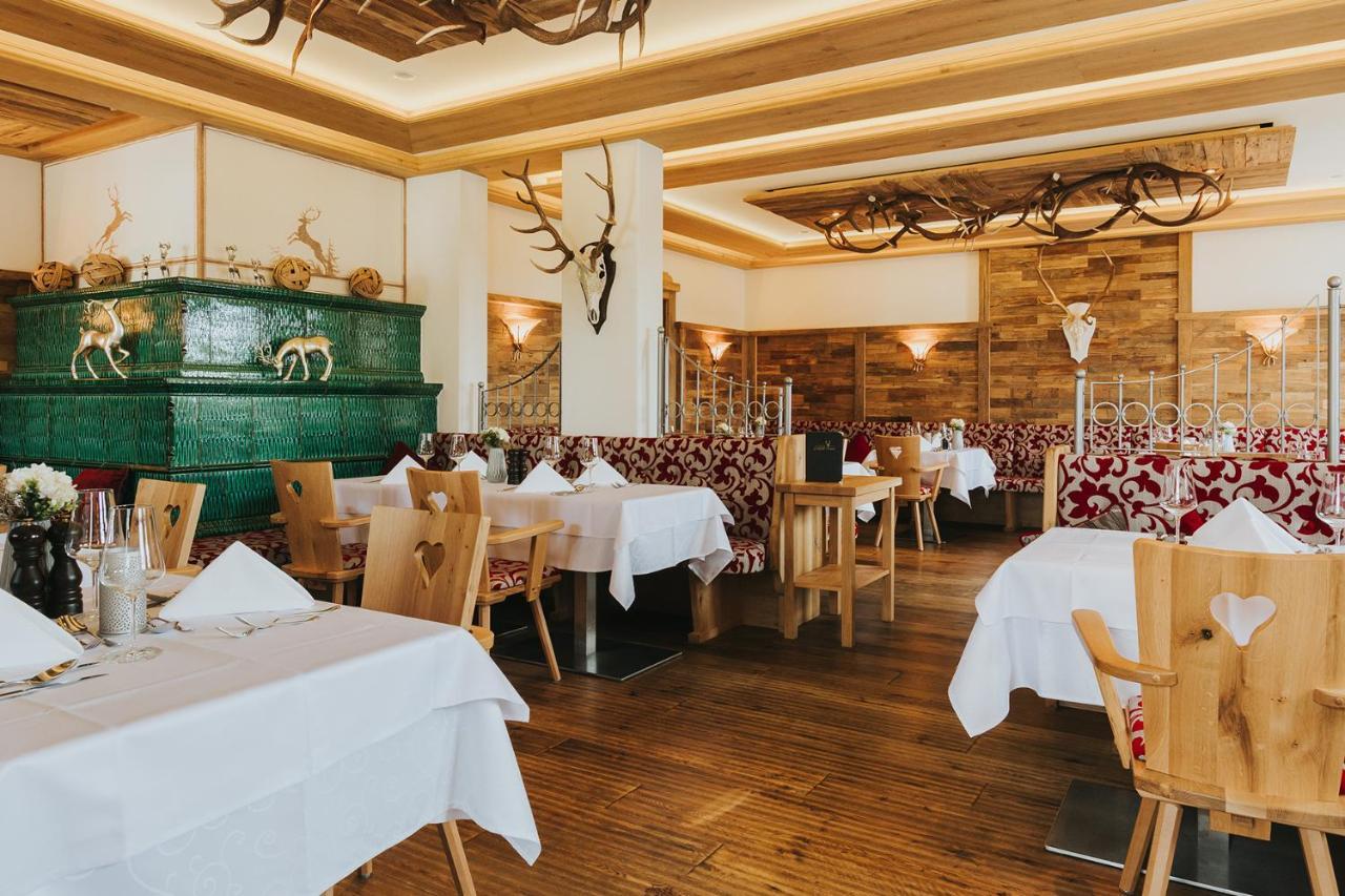 Ortner'S Resort Bad Füssing Екстериор снимка Restaurant in the Hotel Axelmannstein