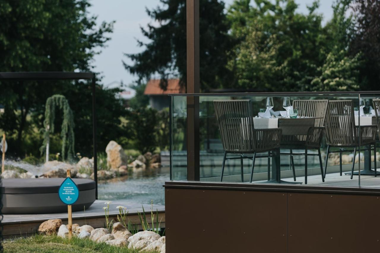 Ortner'S Resort Bad Füssing Екстериор снимка A glass balustrade