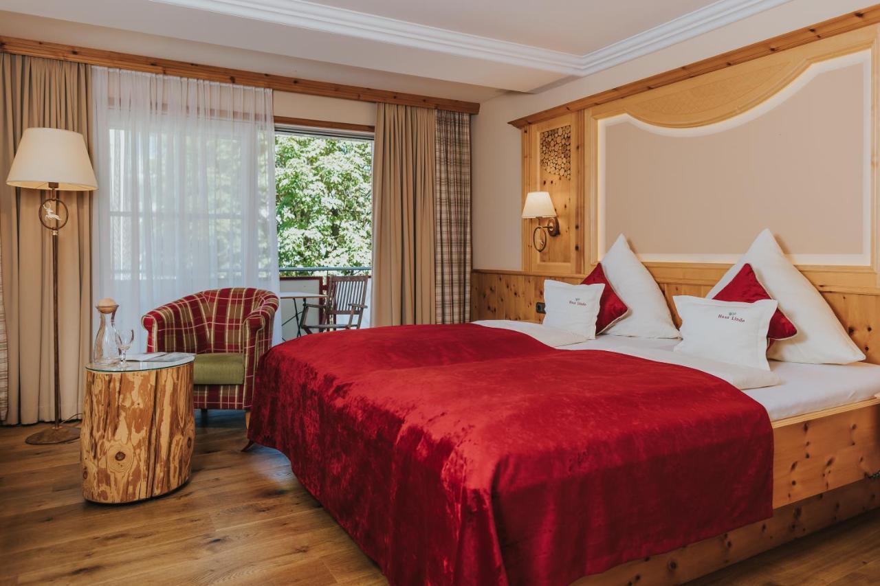 Ortner'S Resort Bad Füssing Екстериор снимка A typical room at the Hotel Axelmannstein