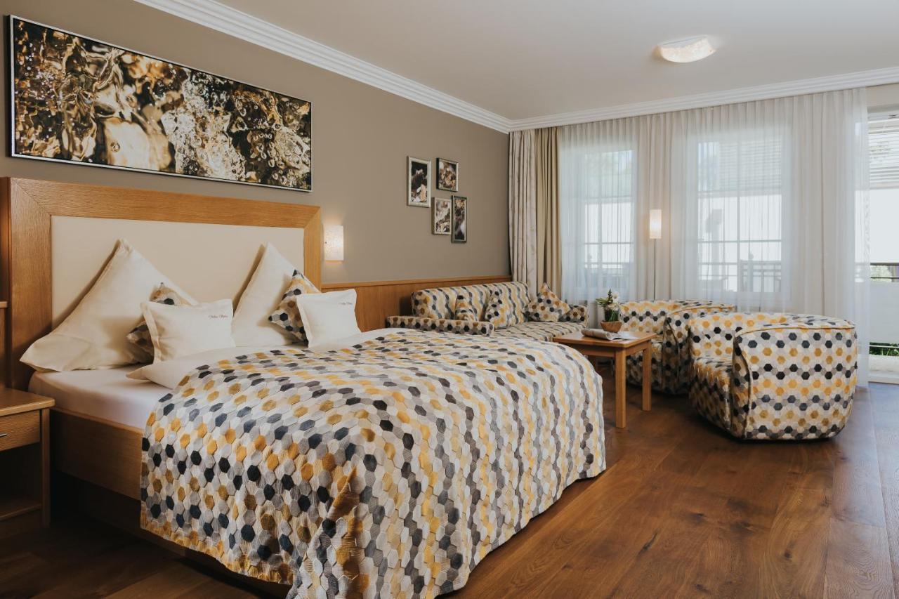Ortner'S Resort Bad Füssing Екстериор снимка A typical hotel room